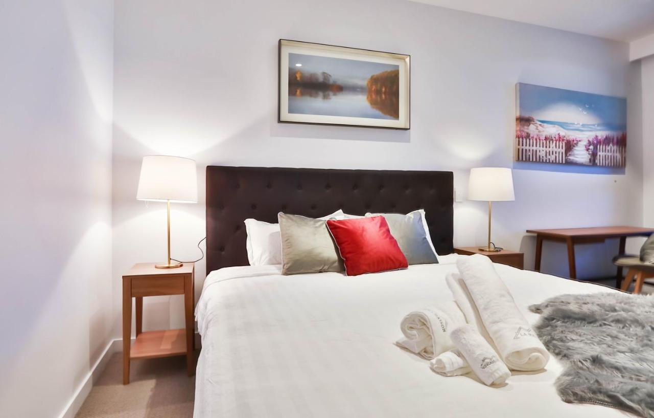 Box Hill Central Sky One Apartment Bagian luar foto
