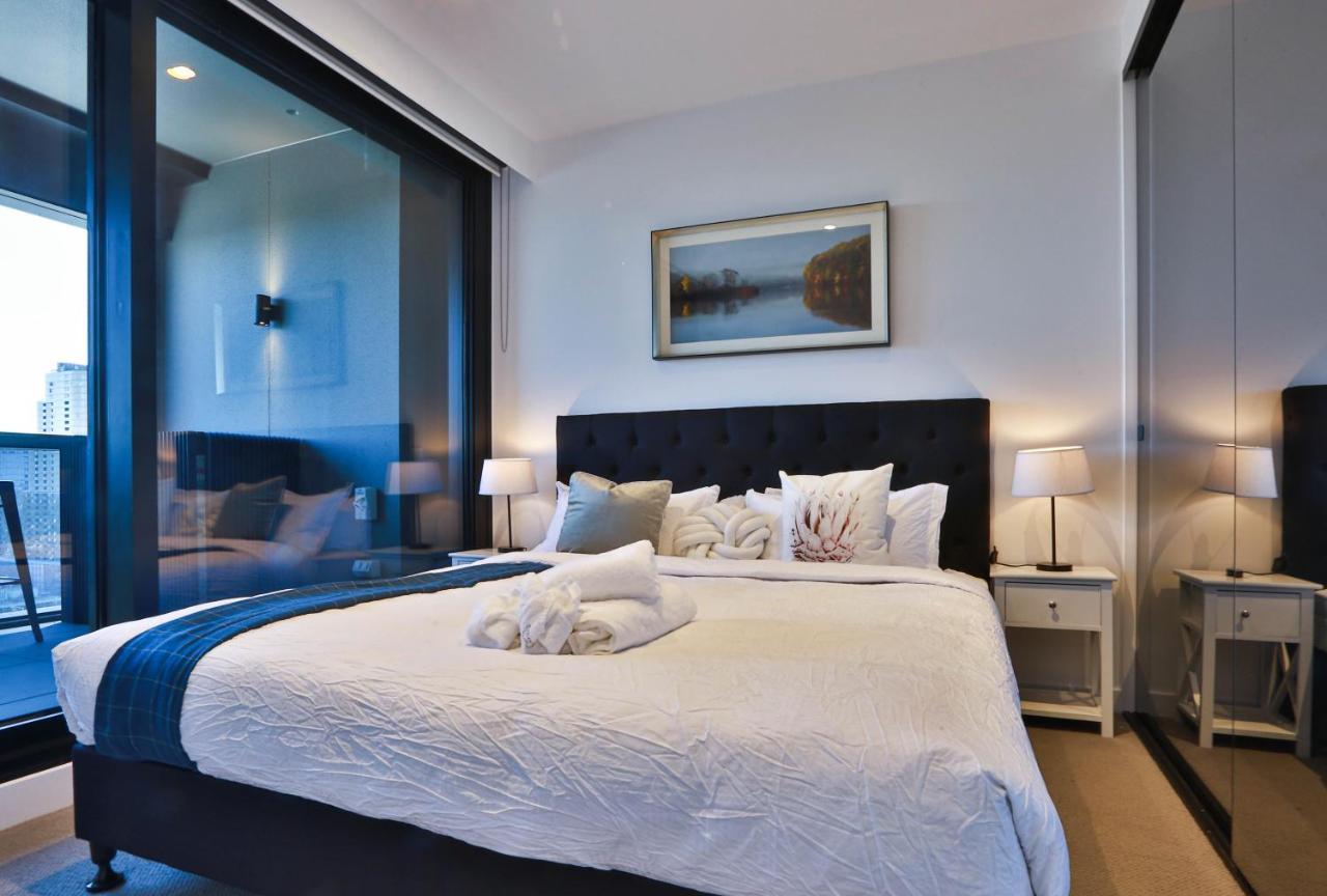 Box Hill Central Sky One Apartment Bagian luar foto