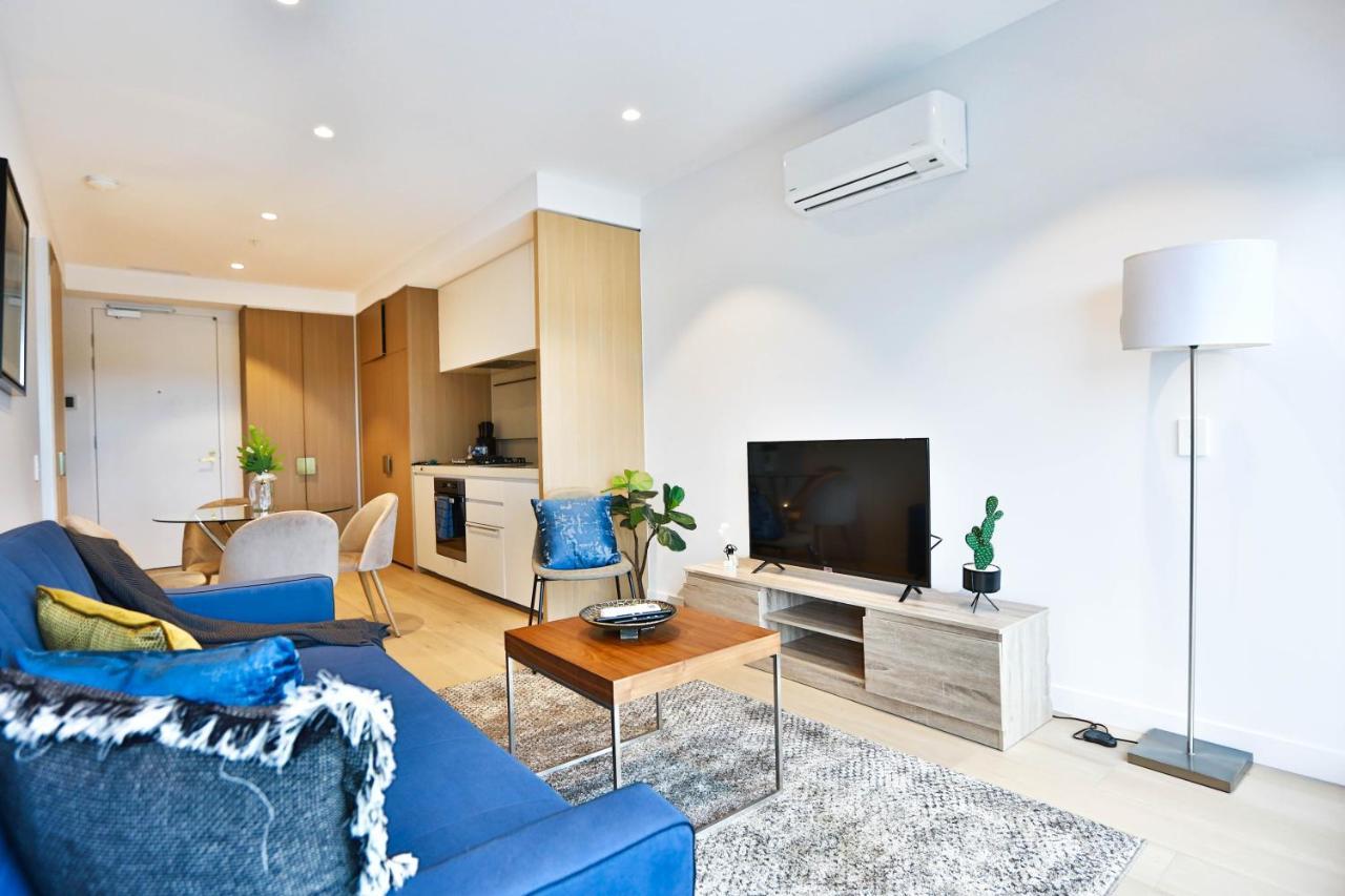 Box Hill Central Sky One Apartment Bagian luar foto