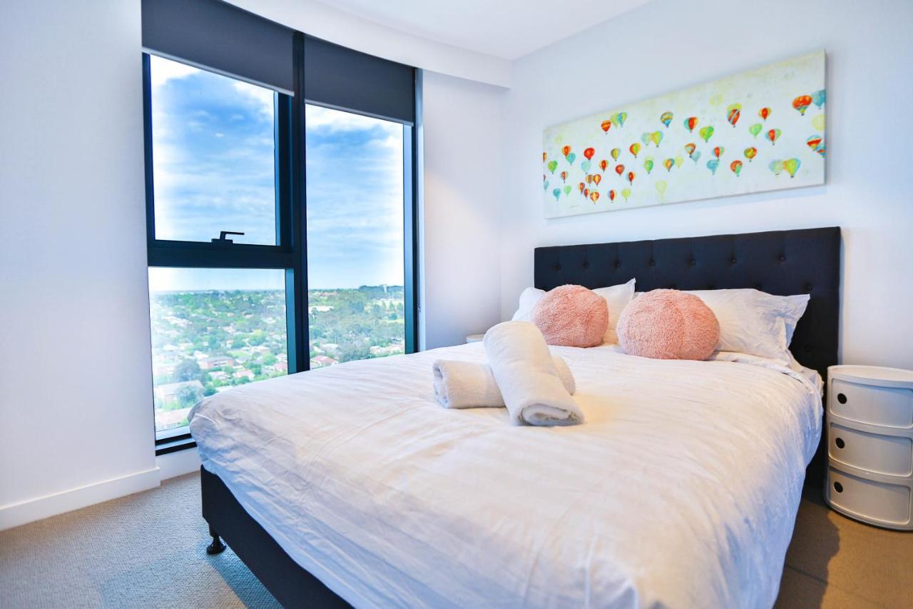Box Hill Central Sky One Apartment Bagian luar foto