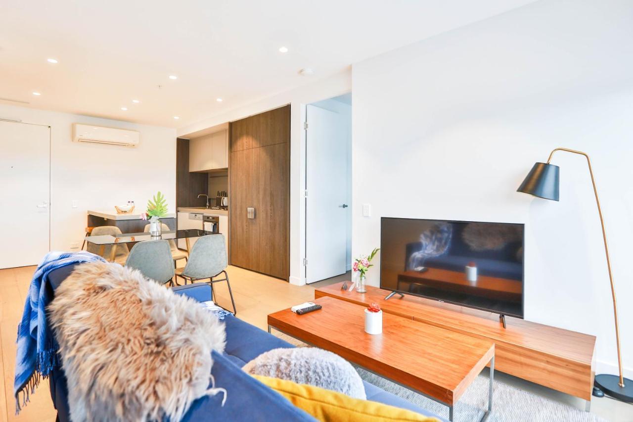 Box Hill Central Sky One Apartment Bagian luar foto