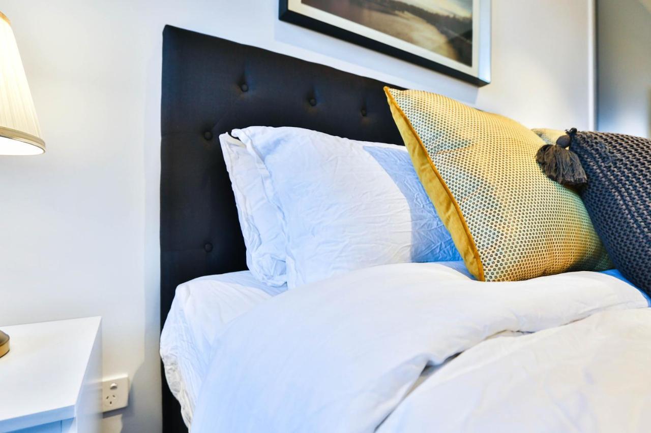 Box Hill Central Sky One Apartment Bagian luar foto