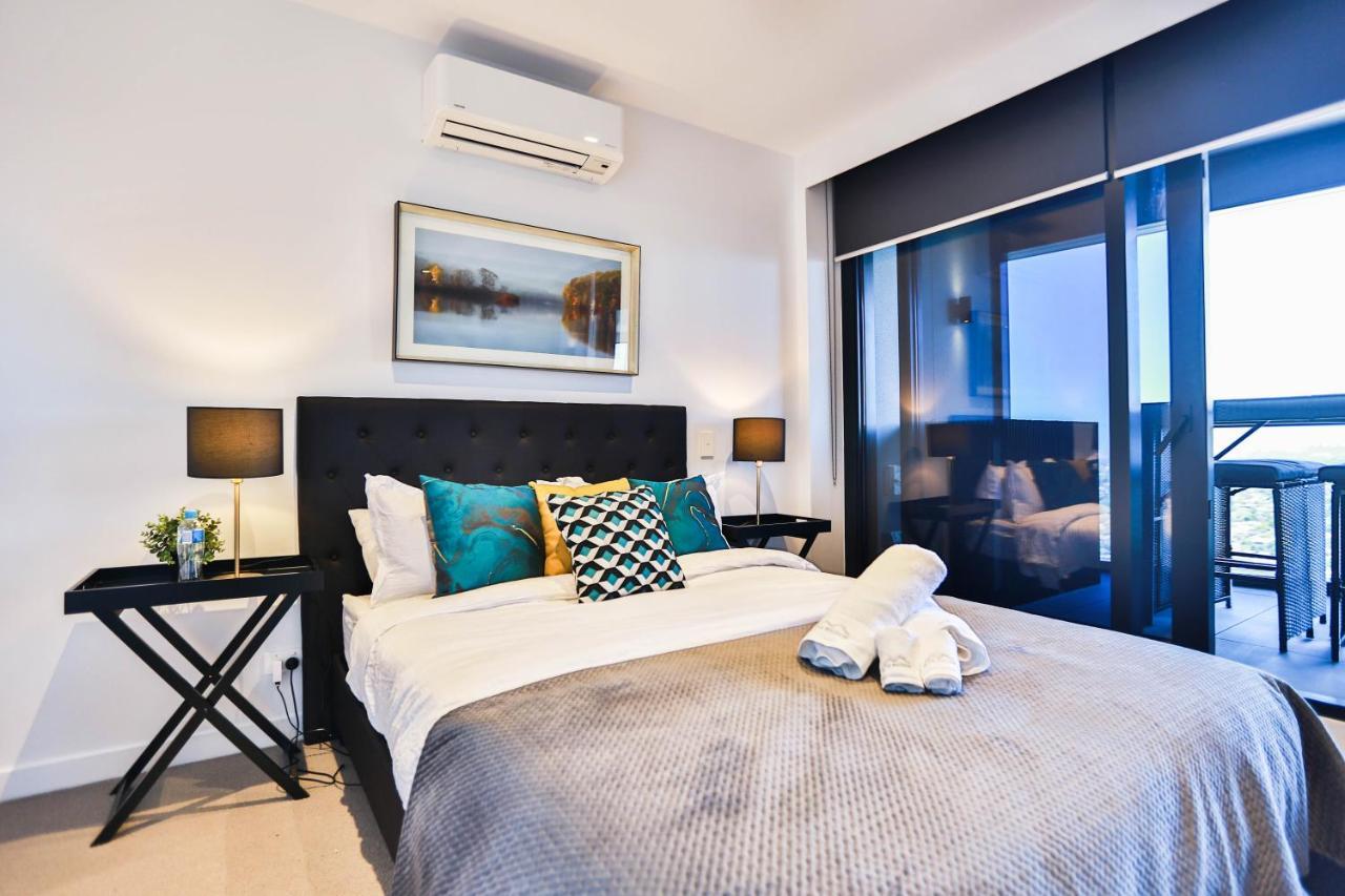 Box Hill Central Sky One Apartment Bagian luar foto