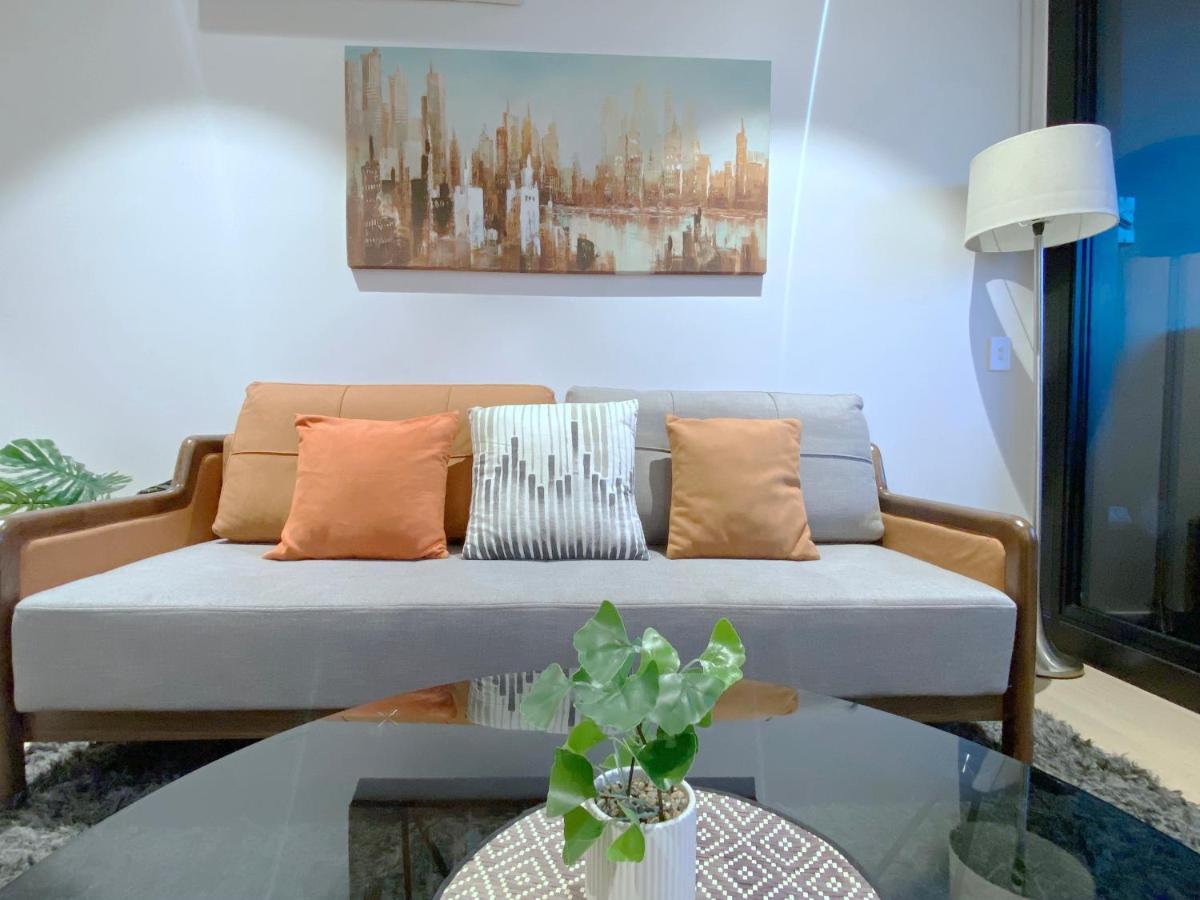Box Hill Central Sky One Apartment Bagian luar foto