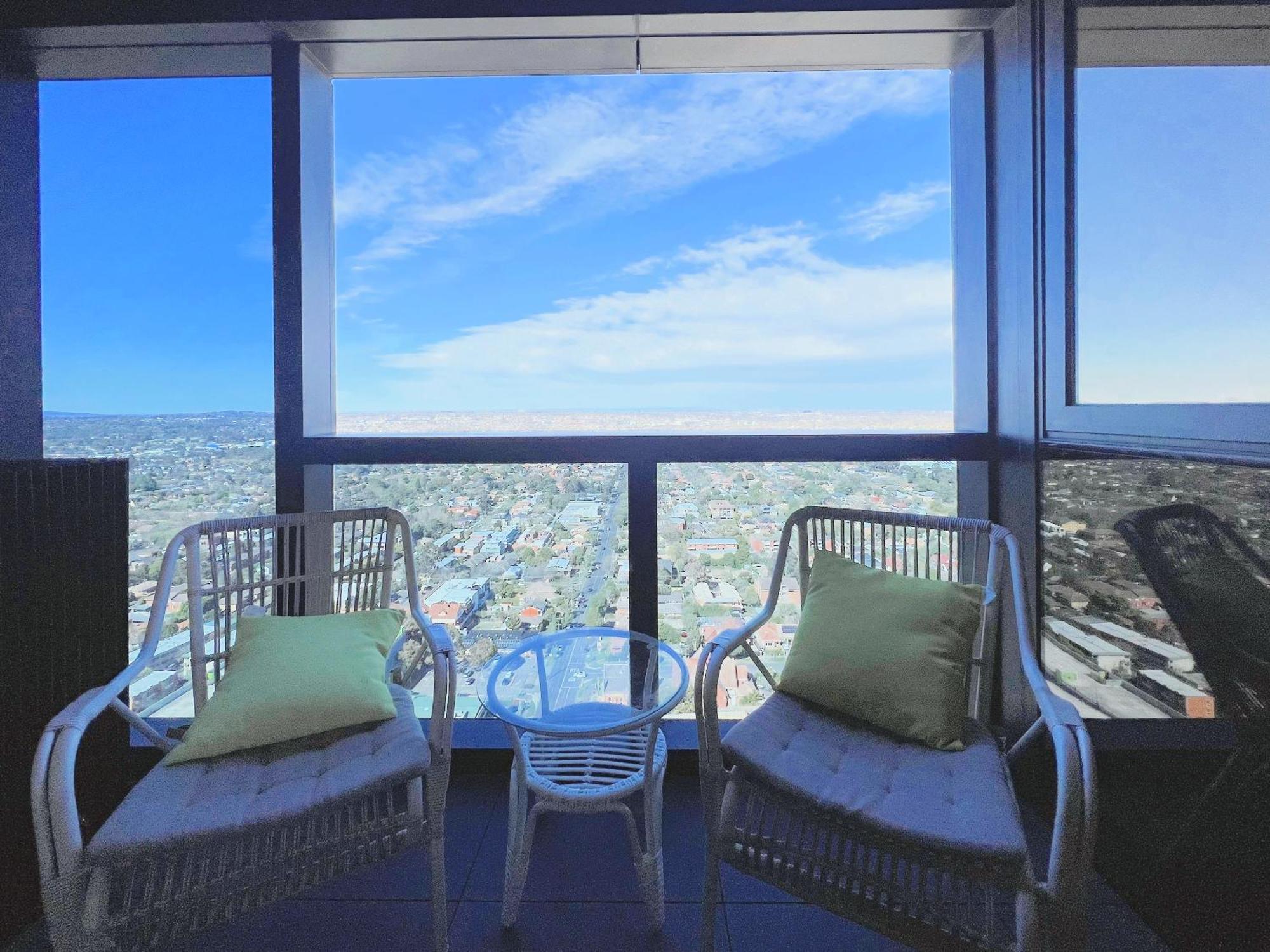 Box Hill Central Sky One Apartment Bagian luar foto