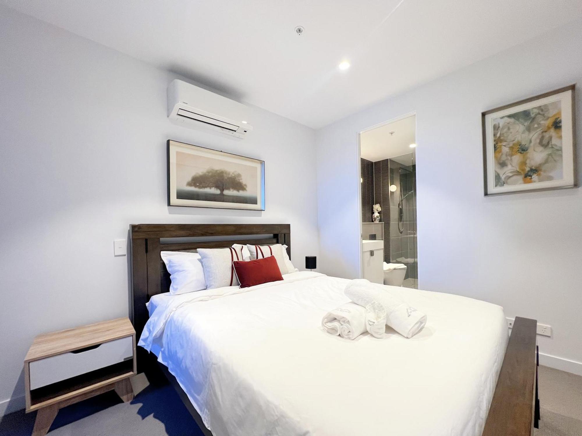 Box Hill Central Sky One Apartment Bagian luar foto